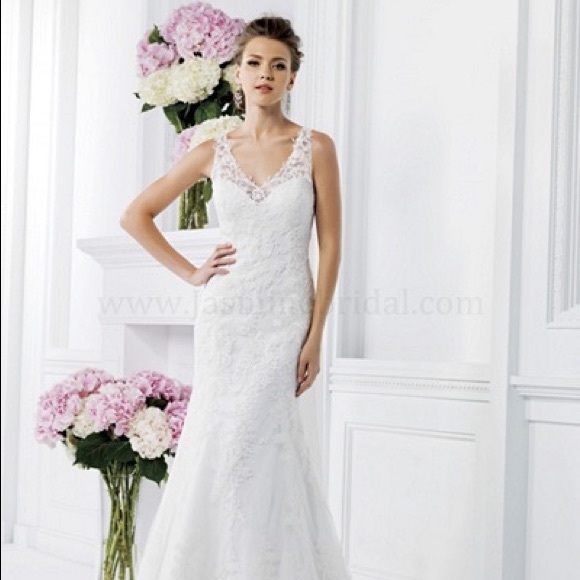 Jasmine collection Ivory Bridal gown, size 6, new - Picture 6 of 7